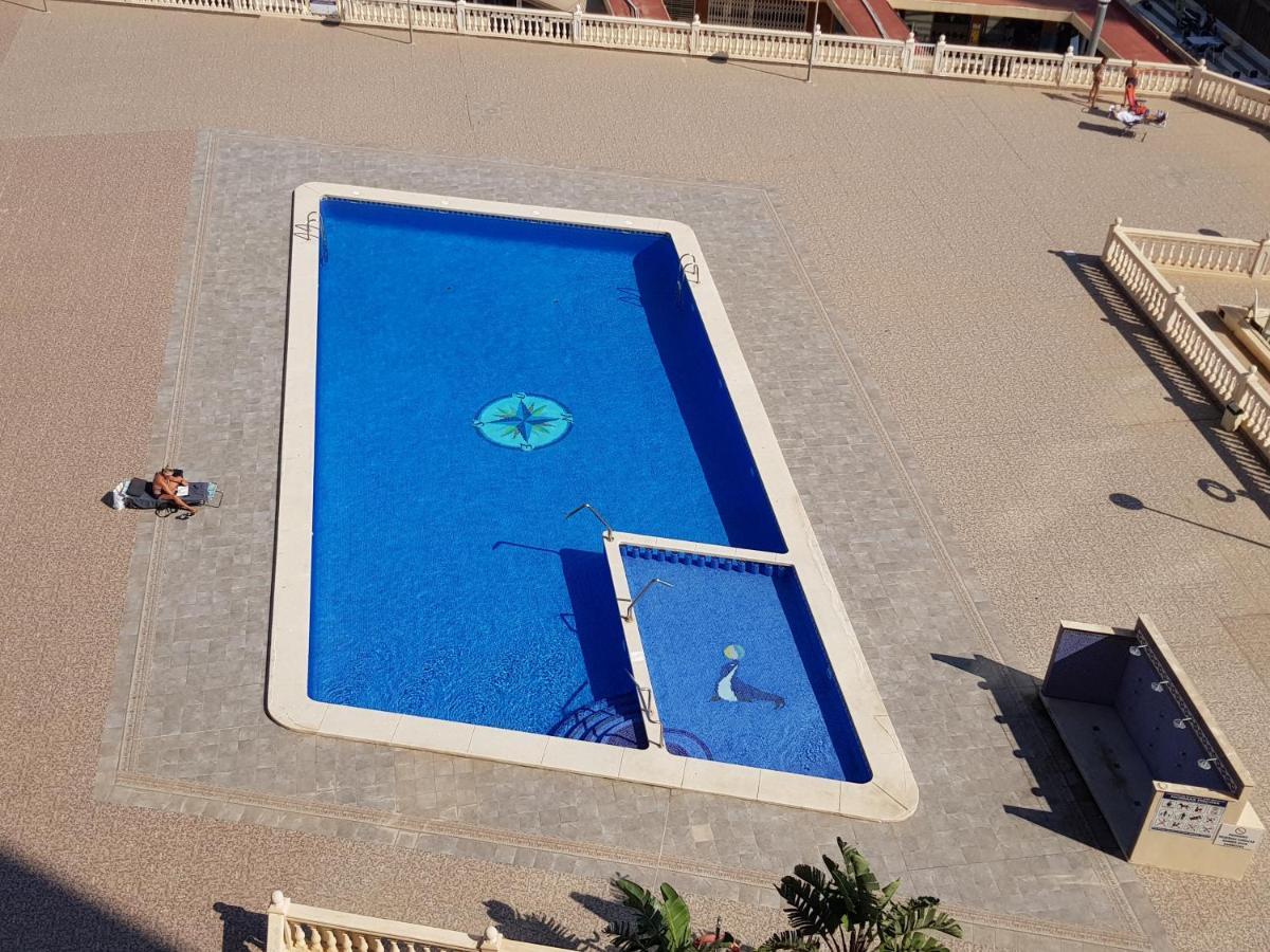 Torre Principado-Fincas Benidorm Bagian luar foto
